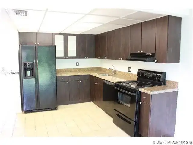 643 N University Dr # 19, Plantation FL 33324 photo 2