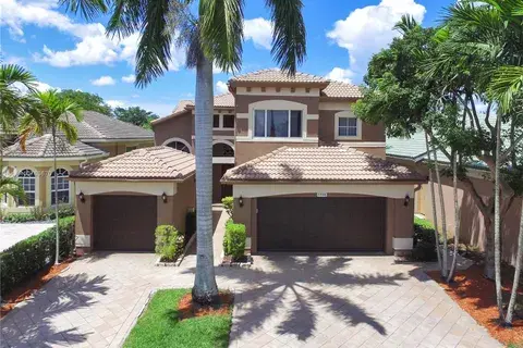 5908 NW 126th Ter, Coral Springs FL 33076