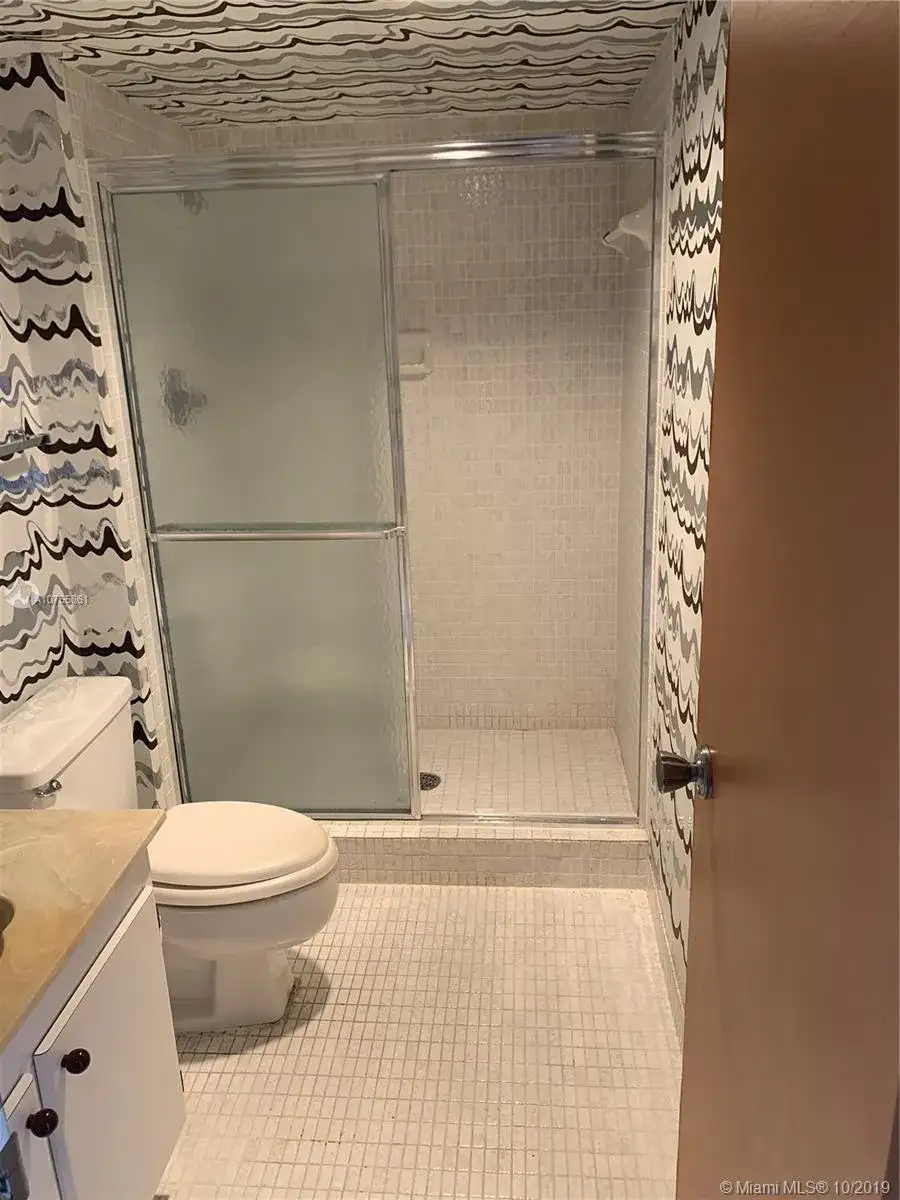 20301 W Country Club Dr # 2326, Aventura FL 33180 photo 3