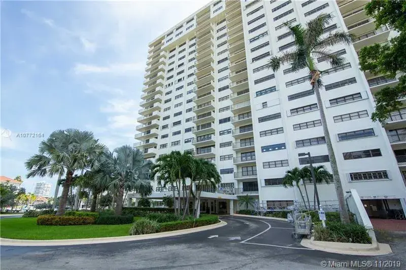 3200 N Port Royale Dr N # 210, Fort Lauderdale FL 33308