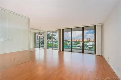 19707 Turnberry Way # 5C, Aventura FL 33180