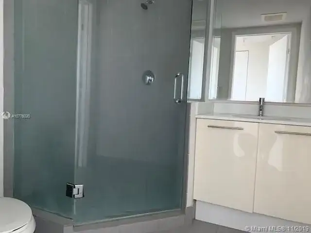 92 SW 3rd St # 2010, Miami FL 33130 photo 2