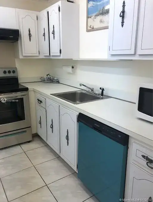 3849 NE 169th St # 405, North Miami Beach FL 33160 photo 4