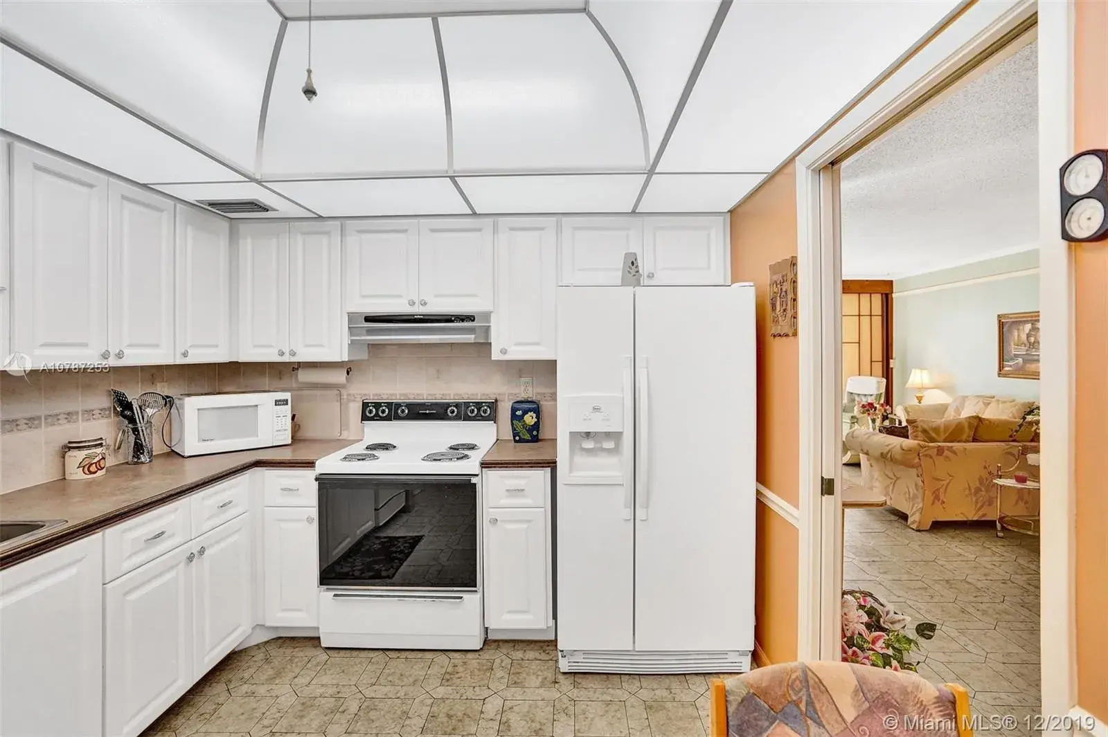 1601 S Ocean Dr # 105, Hollywood FL 33019