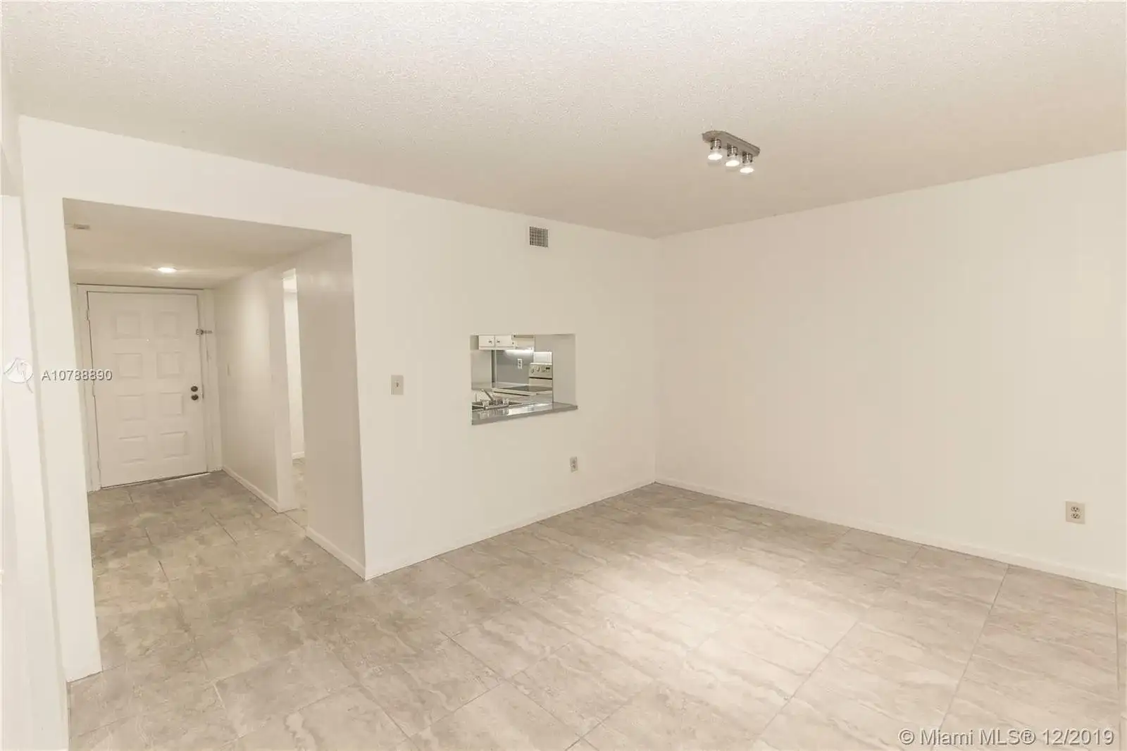 16051 Blatt Blvd # 104, Weston FL 33326 photo 2