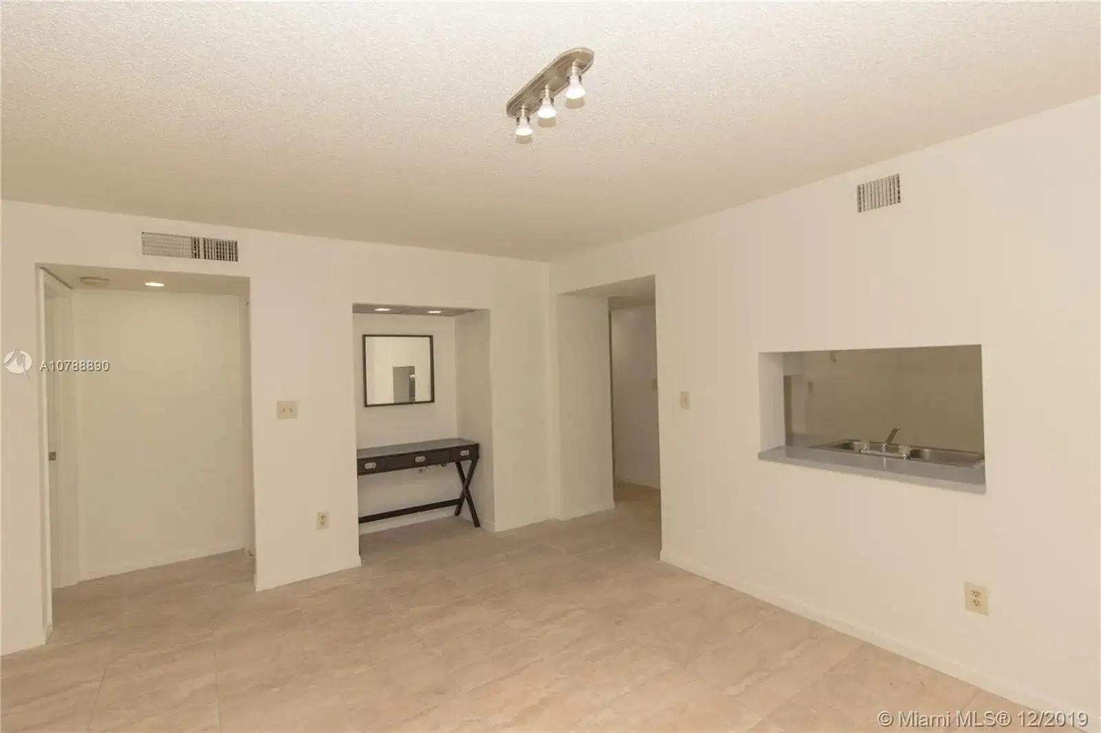 16051 Blatt Blvd # 104, Weston FL 33326 photo 4