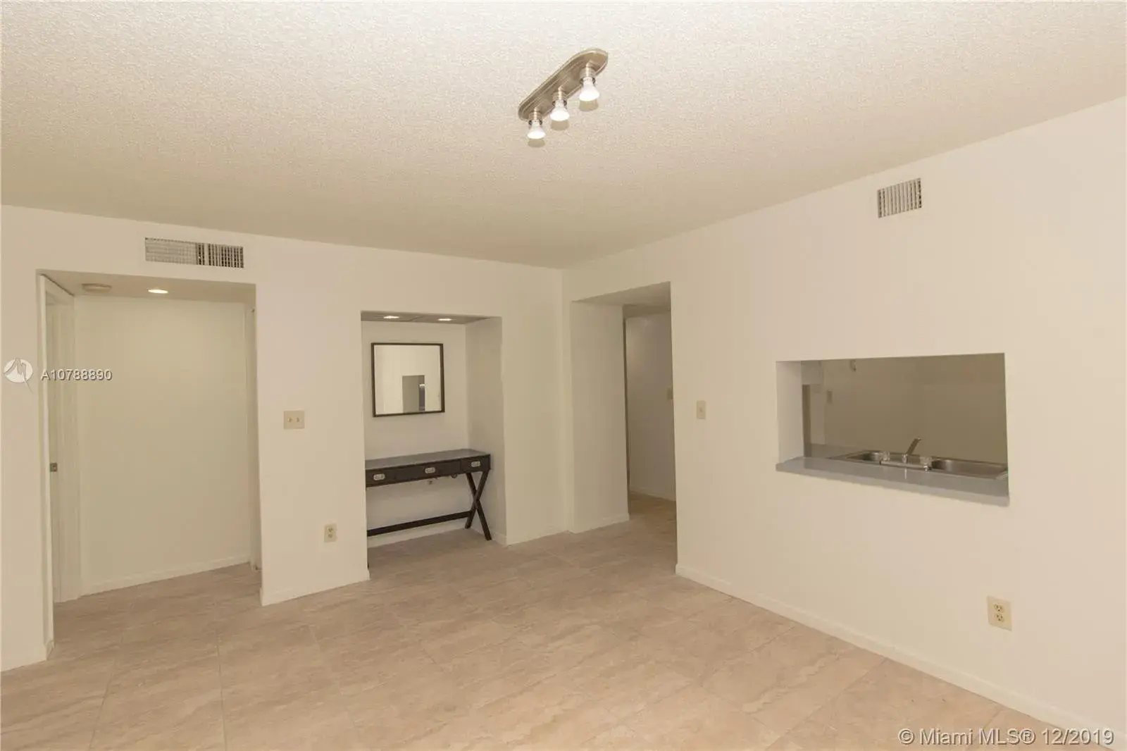16051 Blatt Blvd # 104, Weston FL 33326