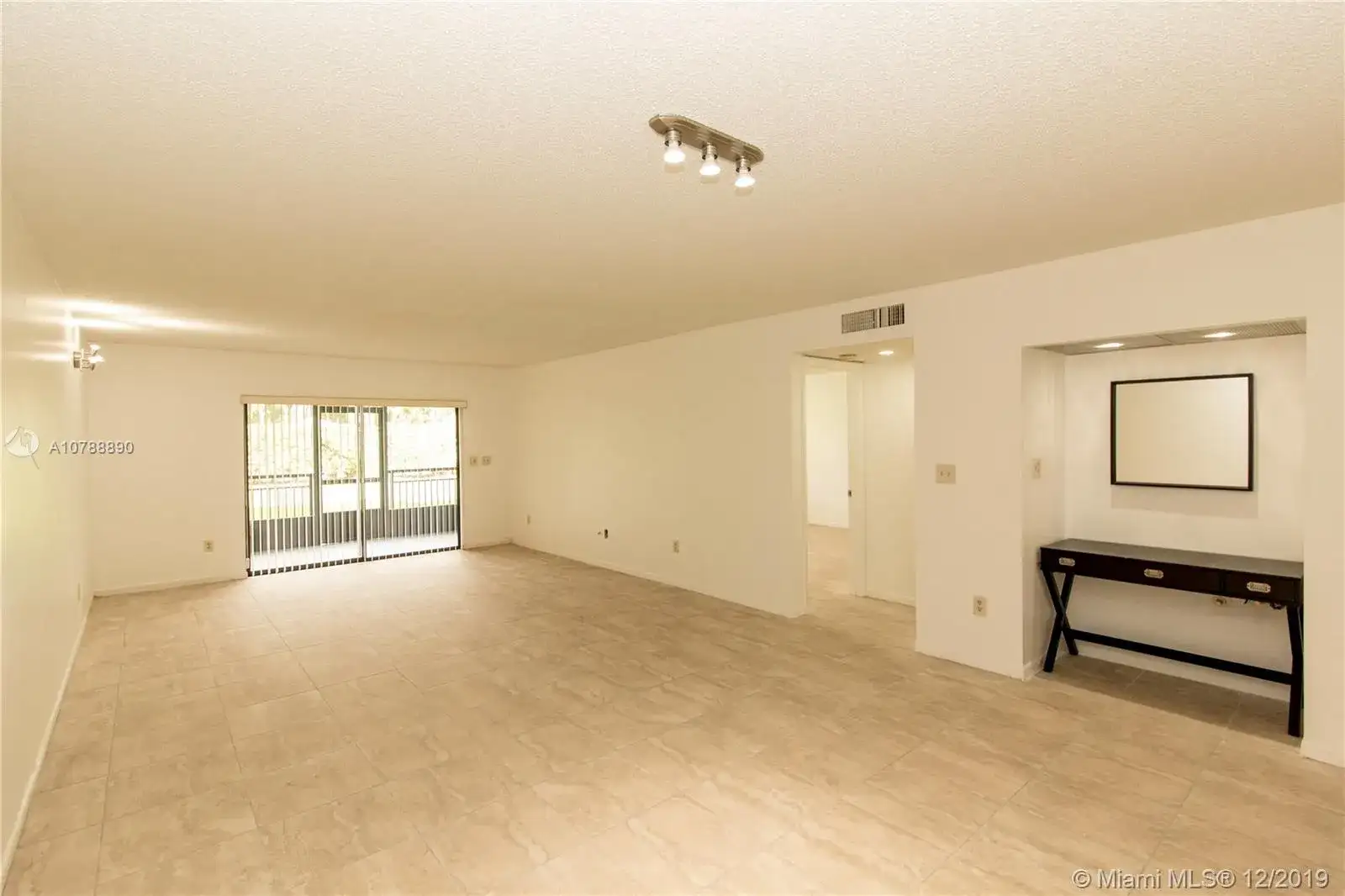 16051 Blatt Blvd # 104, Weston FL 33326 photo 5