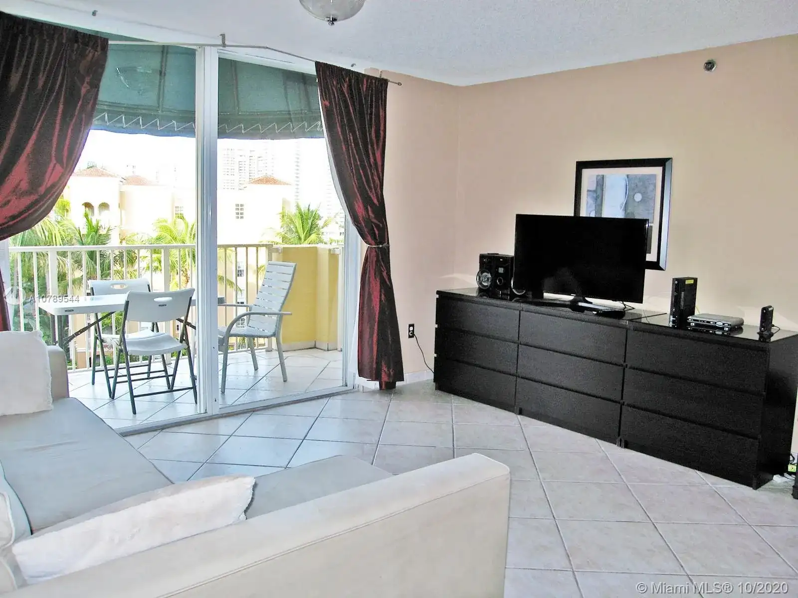 19701 E Country Club Dr # 5604, Aventura FL 33180 photo 3