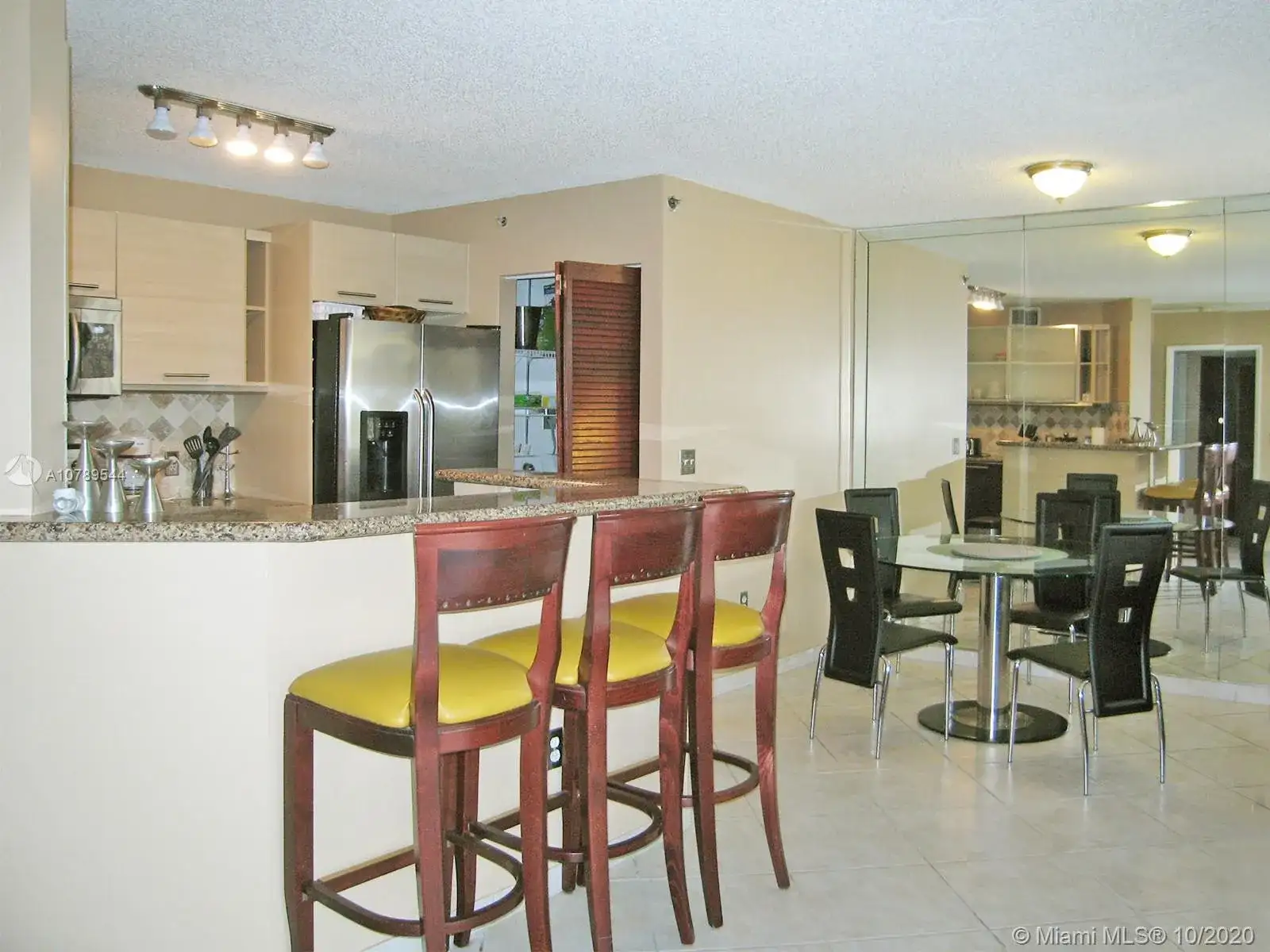 19701 E Country Club Dr # 5604, Aventura FL 33180 photo 5