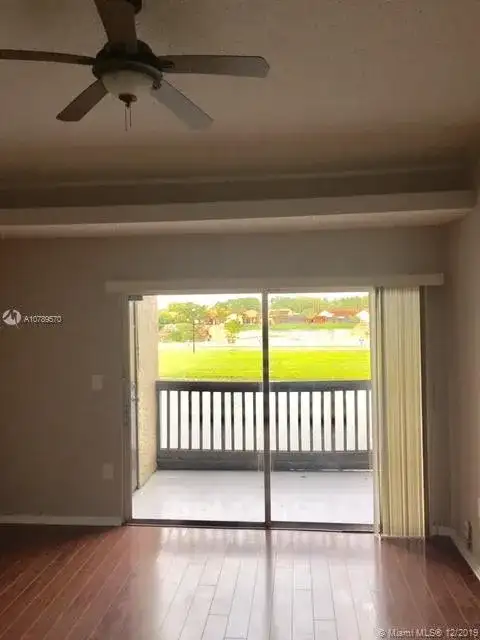 385 SW 113th way # 385, Pembroke Pines FL 33025 photo 2