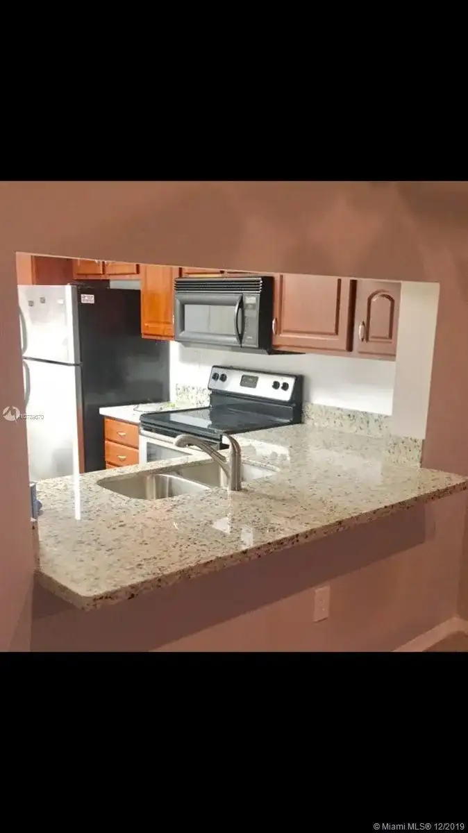 385 SW 113th way # 385, Pembroke Pines FL 33025 photo 5