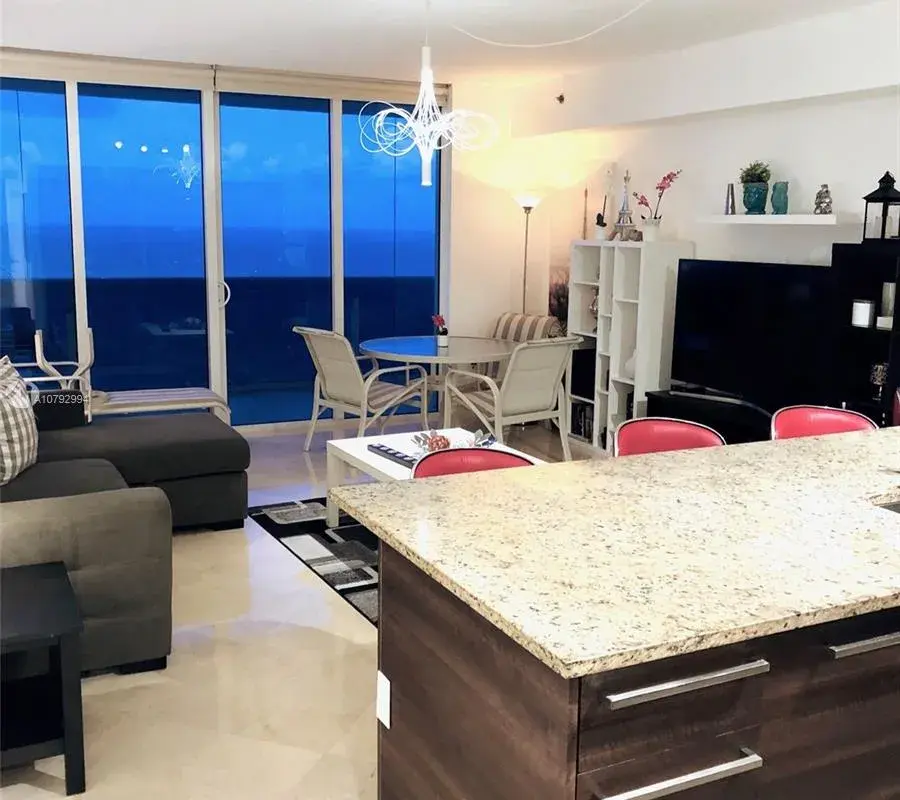1830 S Ocean Dr # 4812, Hallandale Beach FL 33009