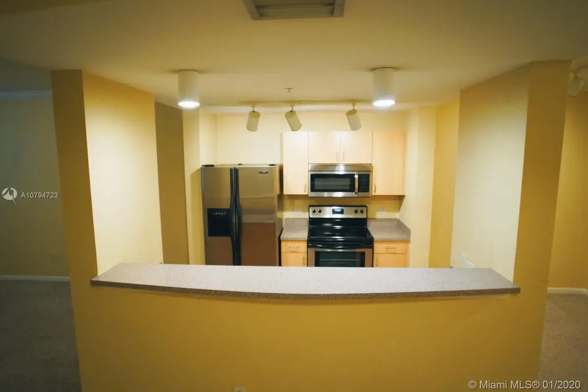 533 NE 3rd Ave # 210, Fort Lauderdale FL 33301