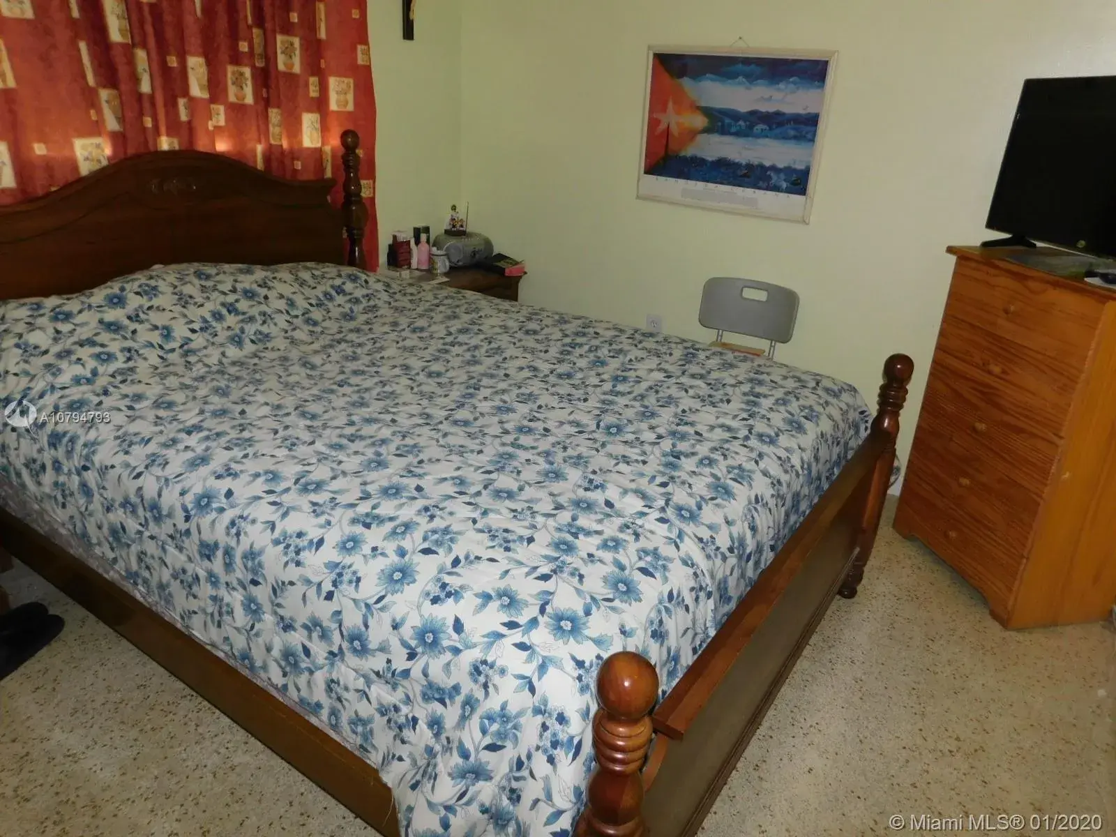 626 W 17th St, Hialeah FL 33010