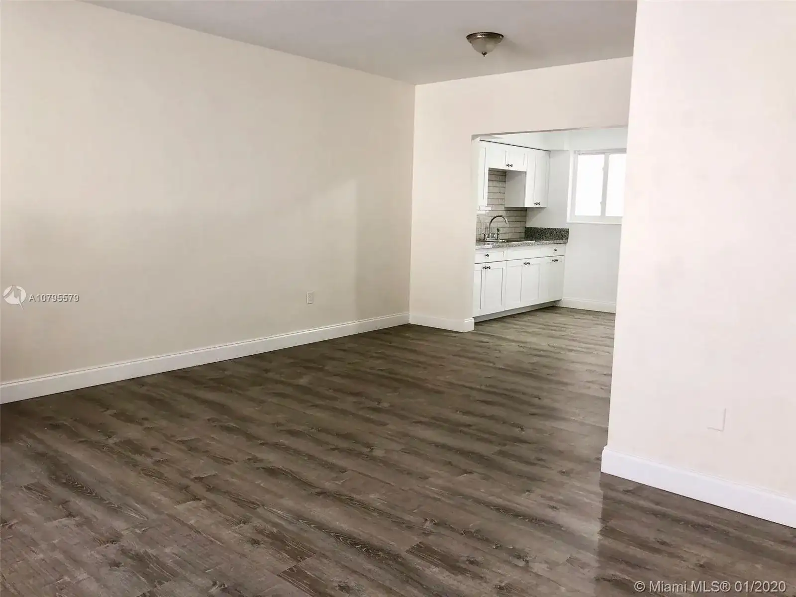 105 S Shore Dr # 2, Miami Beach FL 33141 photo 2