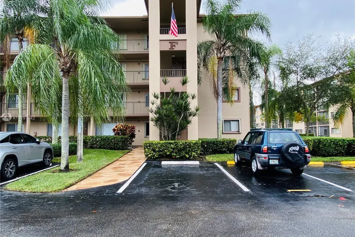 12650 SW 15th St # 214F, Pembroke Pines FL 33027