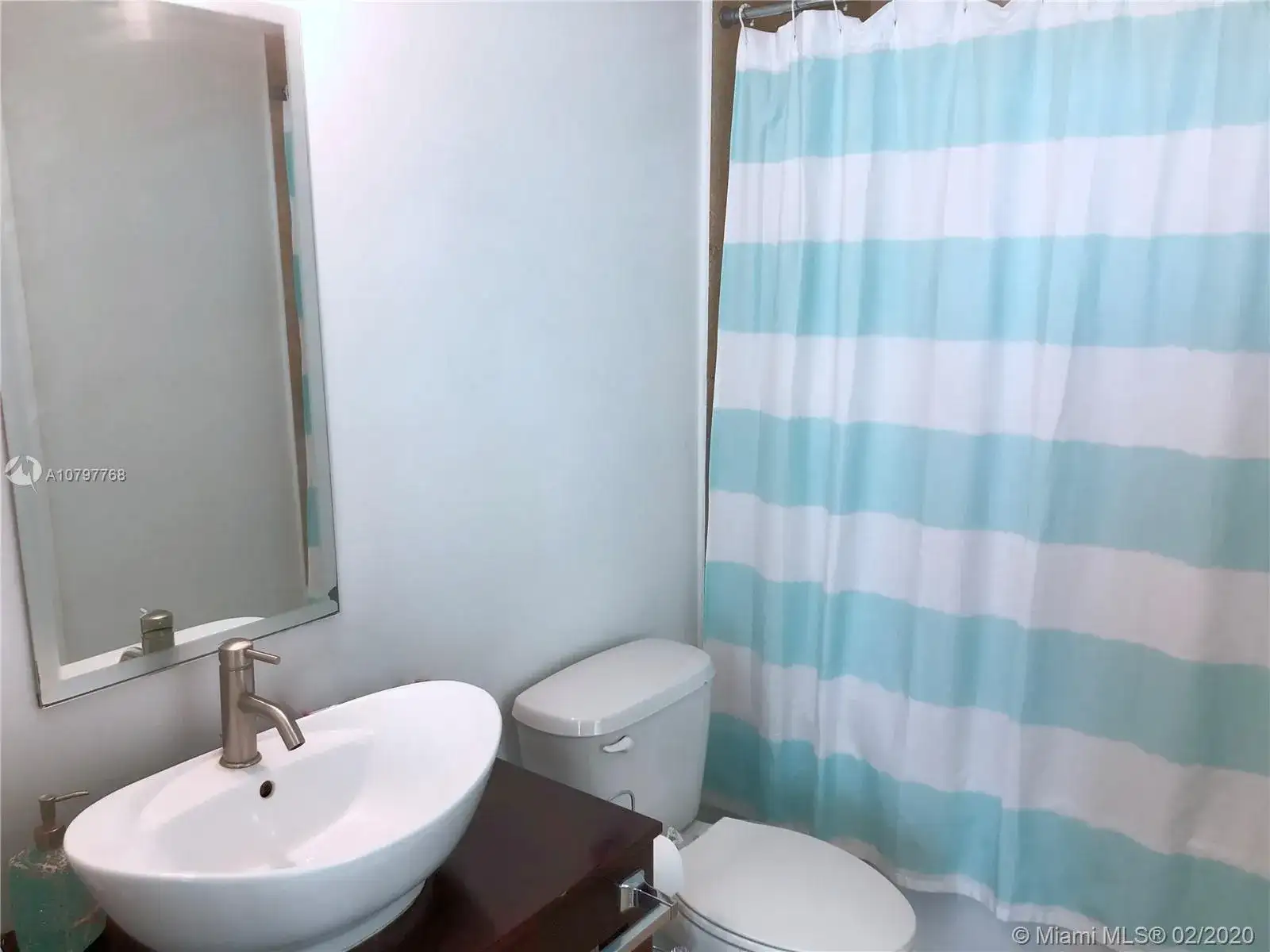 350 S Miami Ave # 1215, Miami FL 33130 photo 3