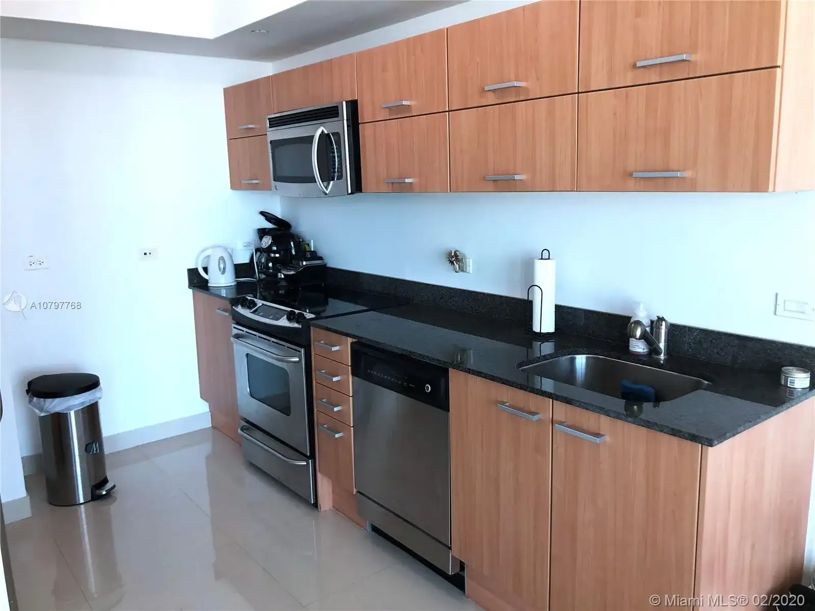 350 S Miami Ave # 1215, Miami FL 33130 photo 4
