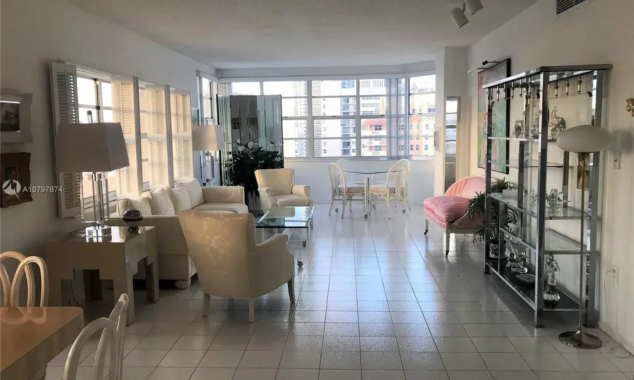 1950 S Ocean Dr # 18F, Hallandale Beach FL 33009