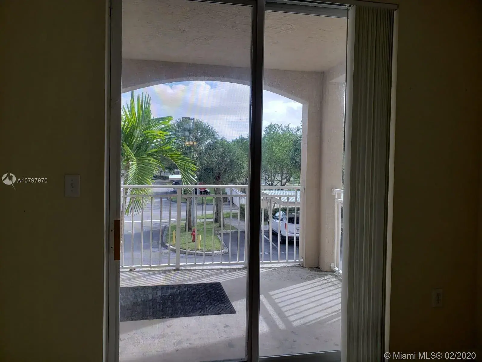 6573 Emerald Dunes Dr # 203, West Palm Beach FL 33411