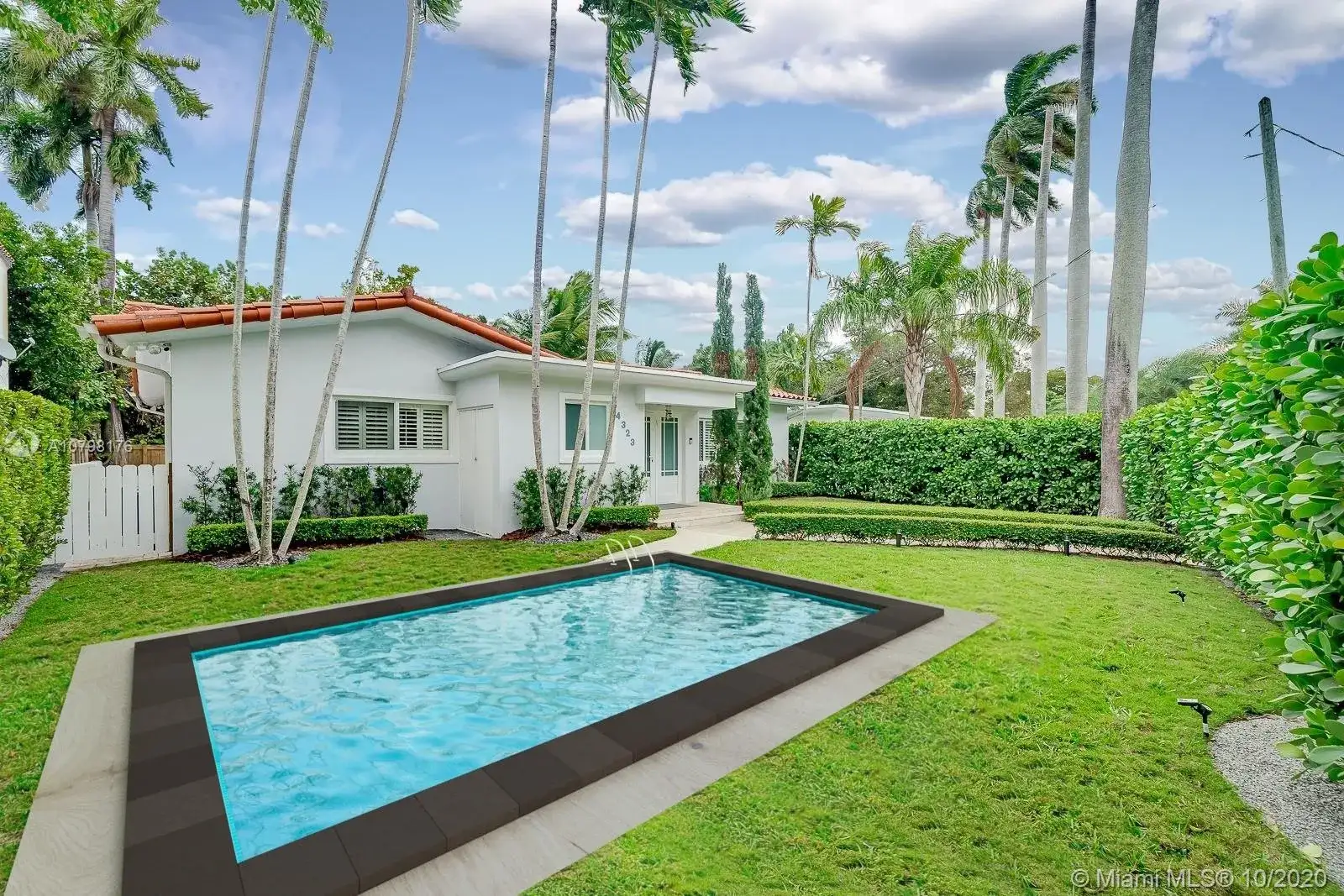 4323 N Bay Rd, Miami Beach FL 33140 photo 3