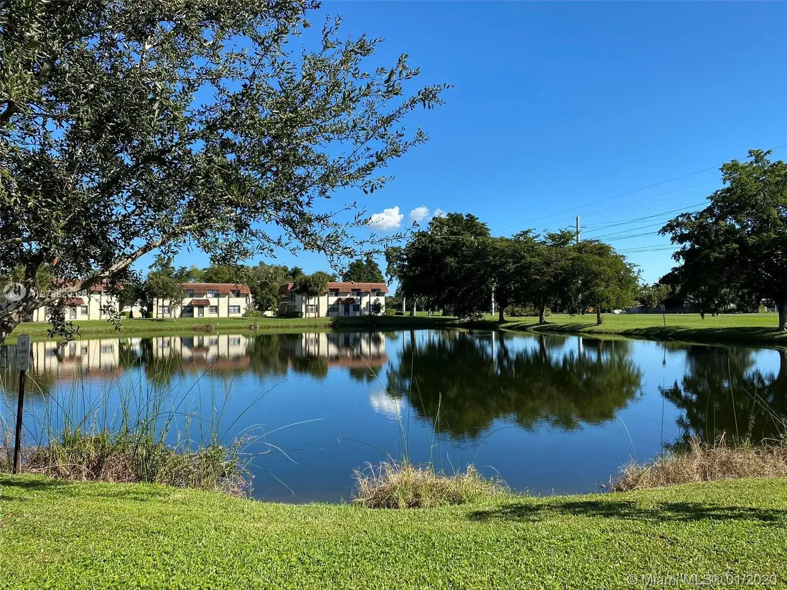 551 NW 100th Pl # 101, Pembroke Pines FL 33024 photo 4