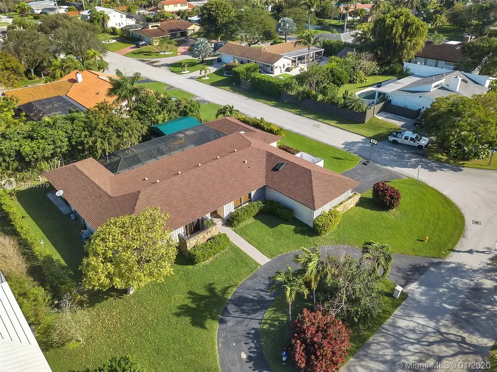 7801 SW 170th St, Palmetto Bay FL 33157 photo 2