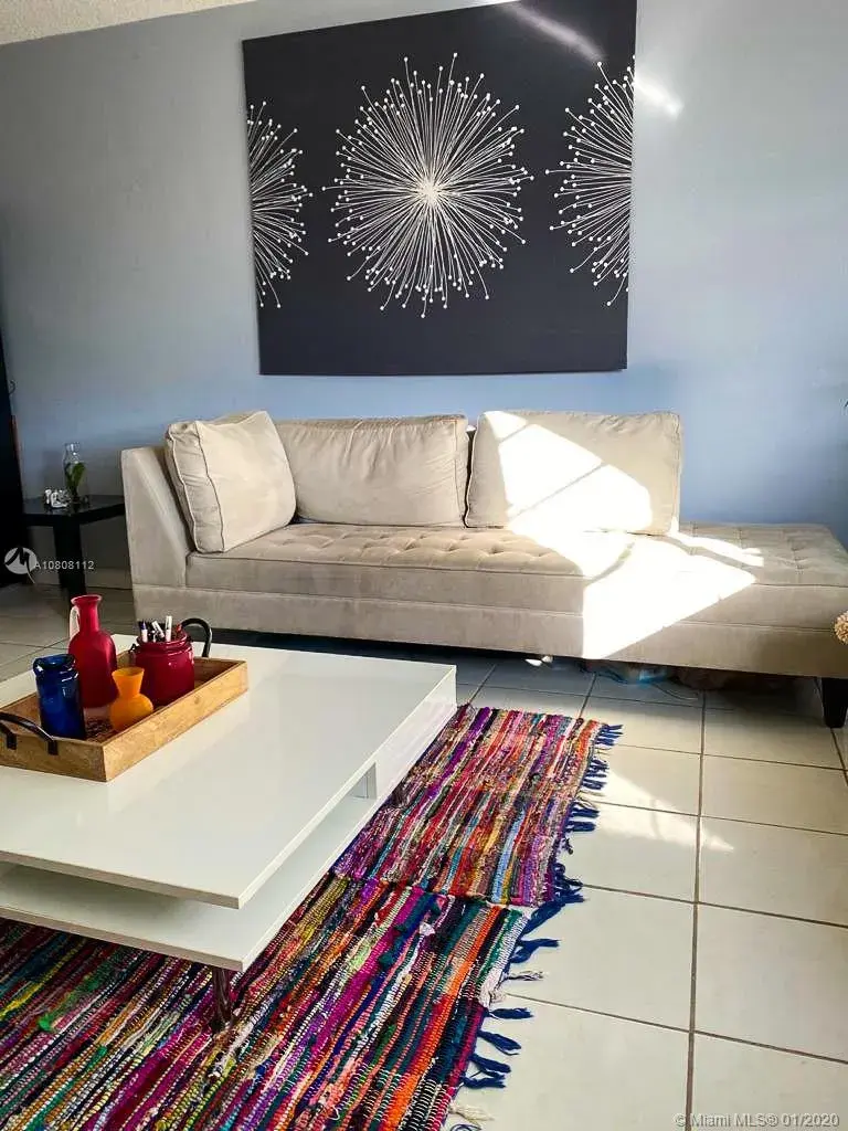 1333 E Hallandale Beach Blvd # 421, Hallandale Beach FL 33009