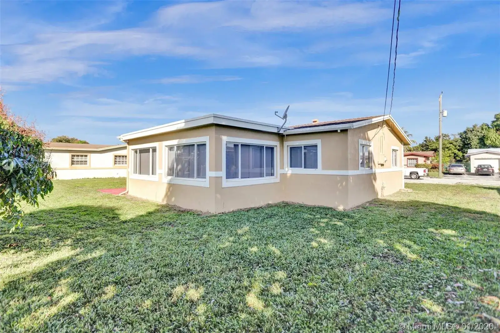 3478 NW 26th St, Lauderdale Lakes FL 33311 photo 4