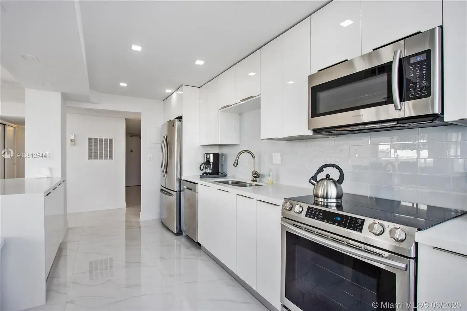 18041 Biscayne Blvd # 1605, Aventura FL 33160