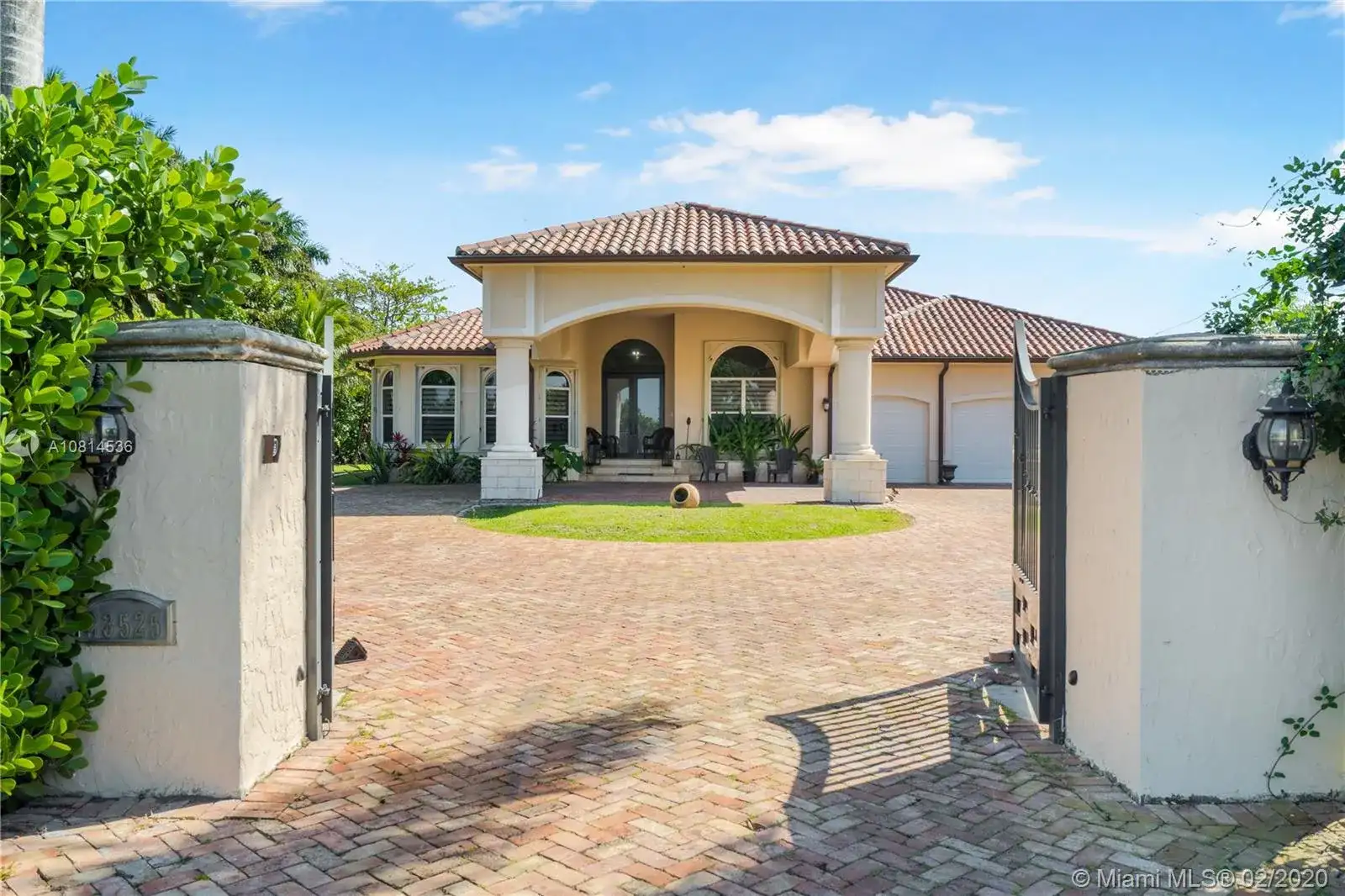 23525 SW 217th Ave, Homestead FL 33031 photo 5