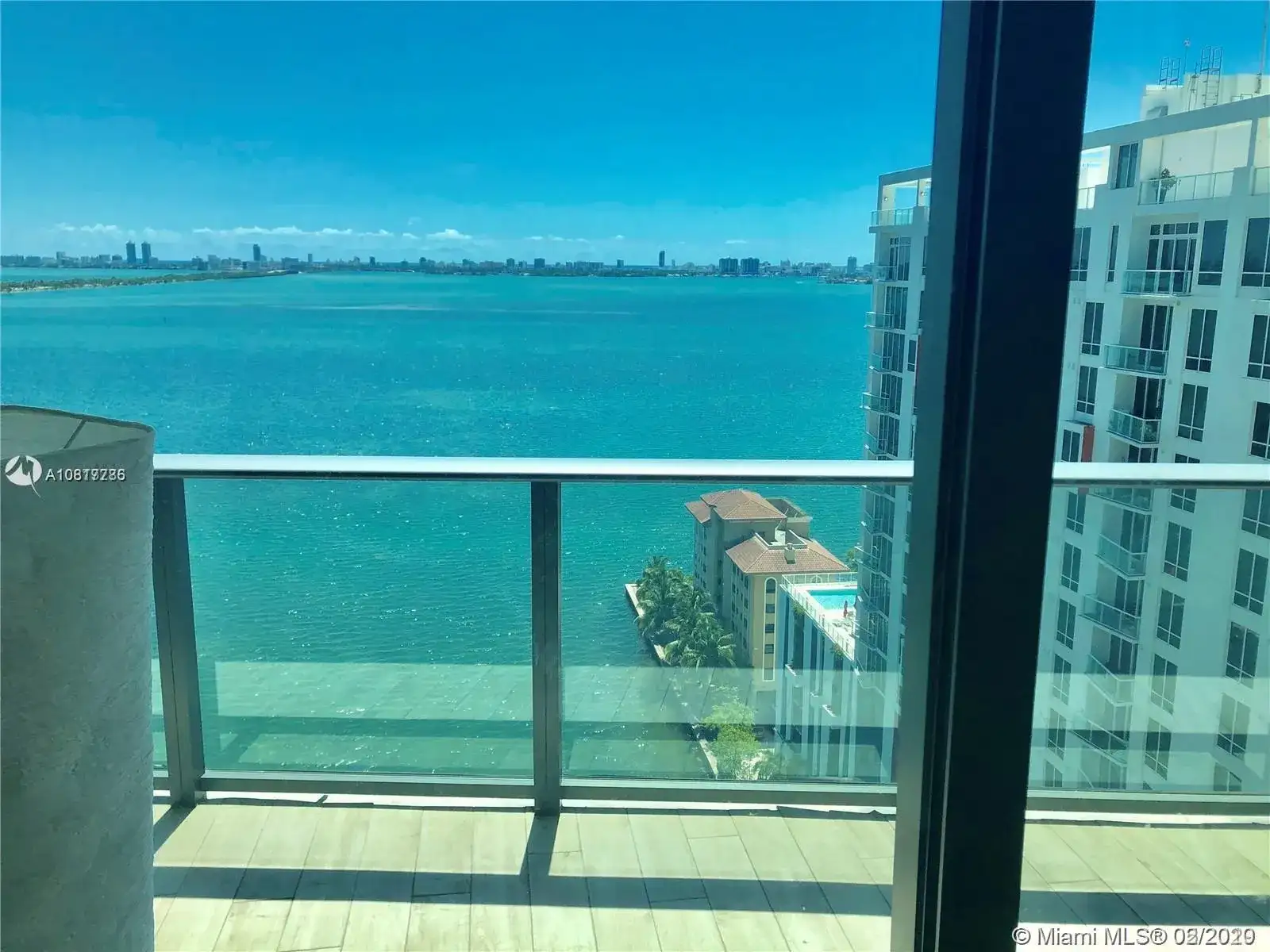 460 NE 28th St # 1907, Miami FL 33137 photo 3