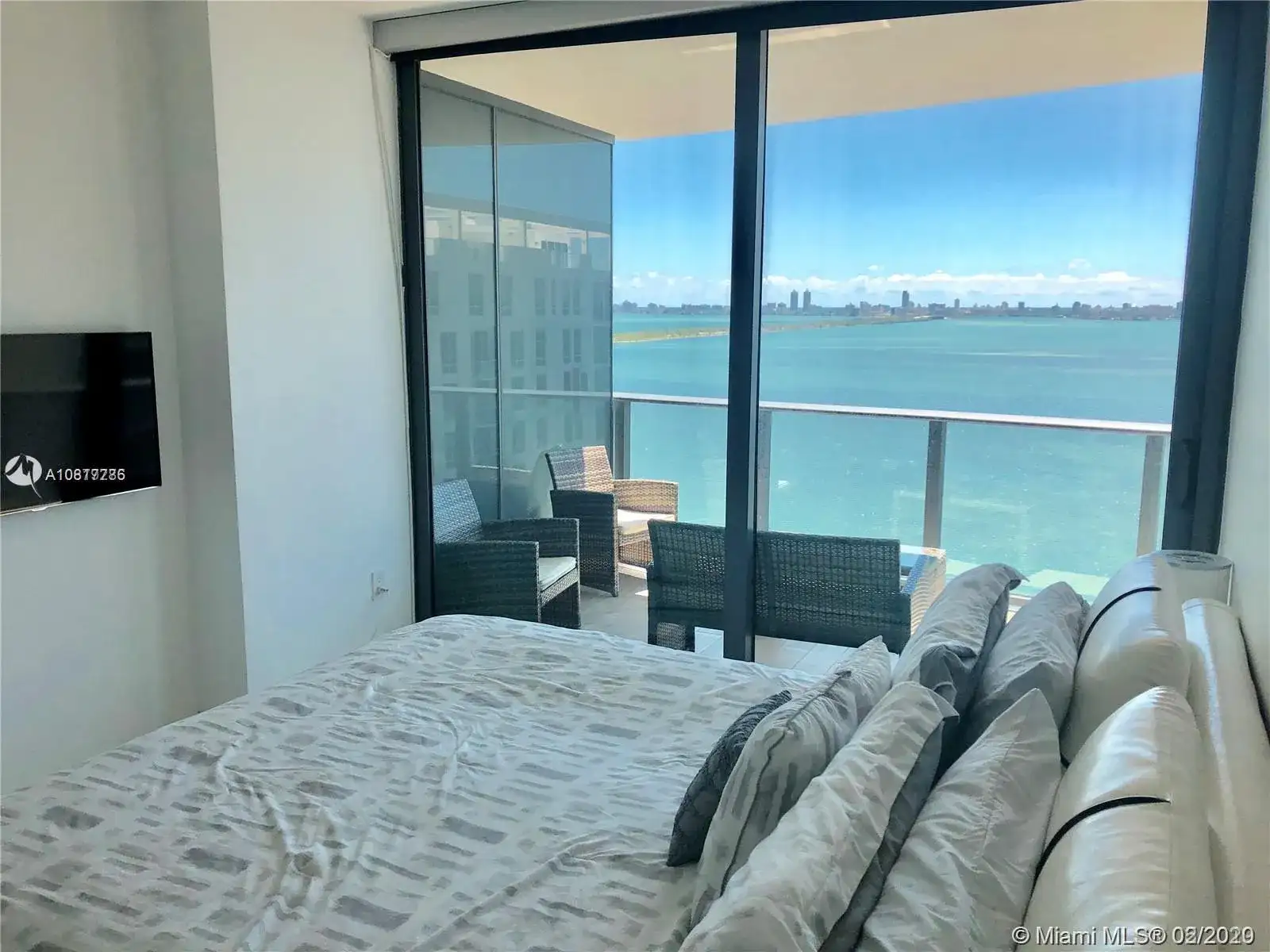 460 NE 28th St # 1907, Miami FL 33137 photo 5