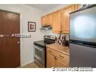 1408 NE 24th St, Wilton Manors FL 33305 photo 4