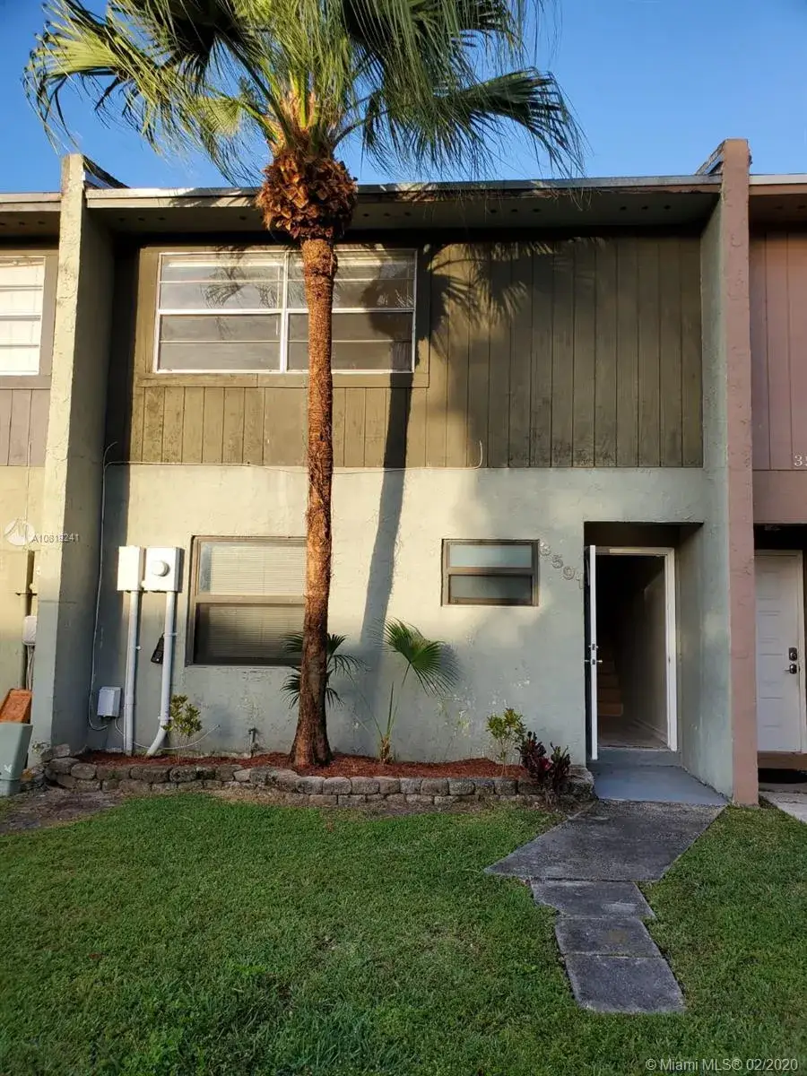 3591 NW 91st Ave, Sunrise FL 33351