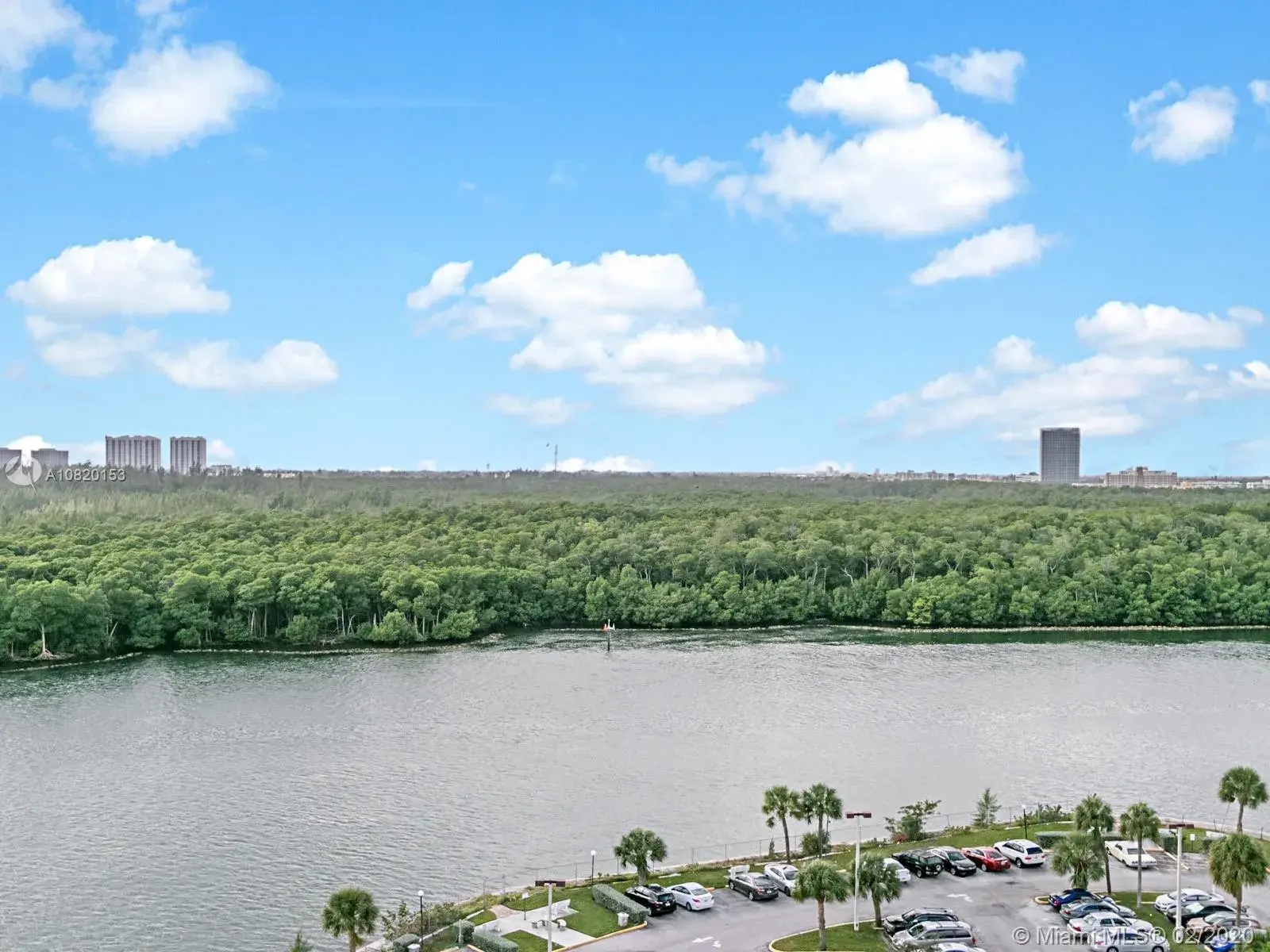 500 Bayview Dr # 1021, Sunny Isles Beach FL 33160