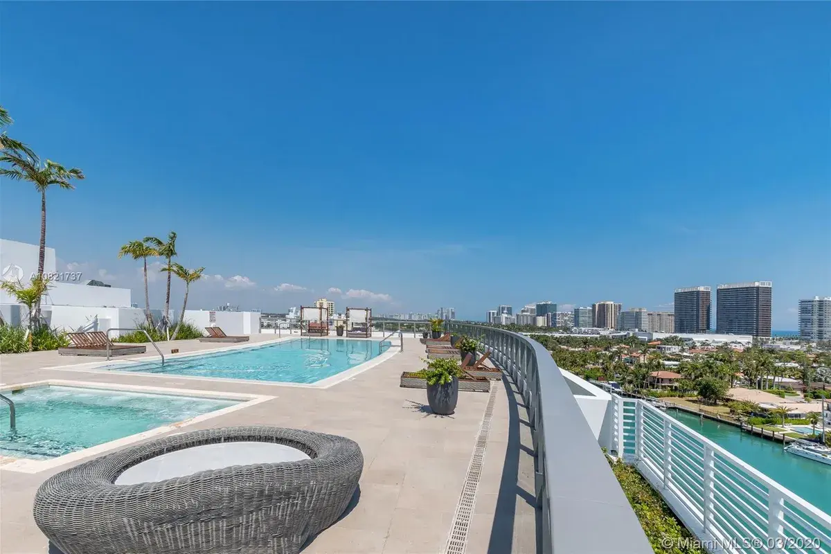 9261 E Bay Harbor Dr # 606, Bay Harbor Islands FL 33154