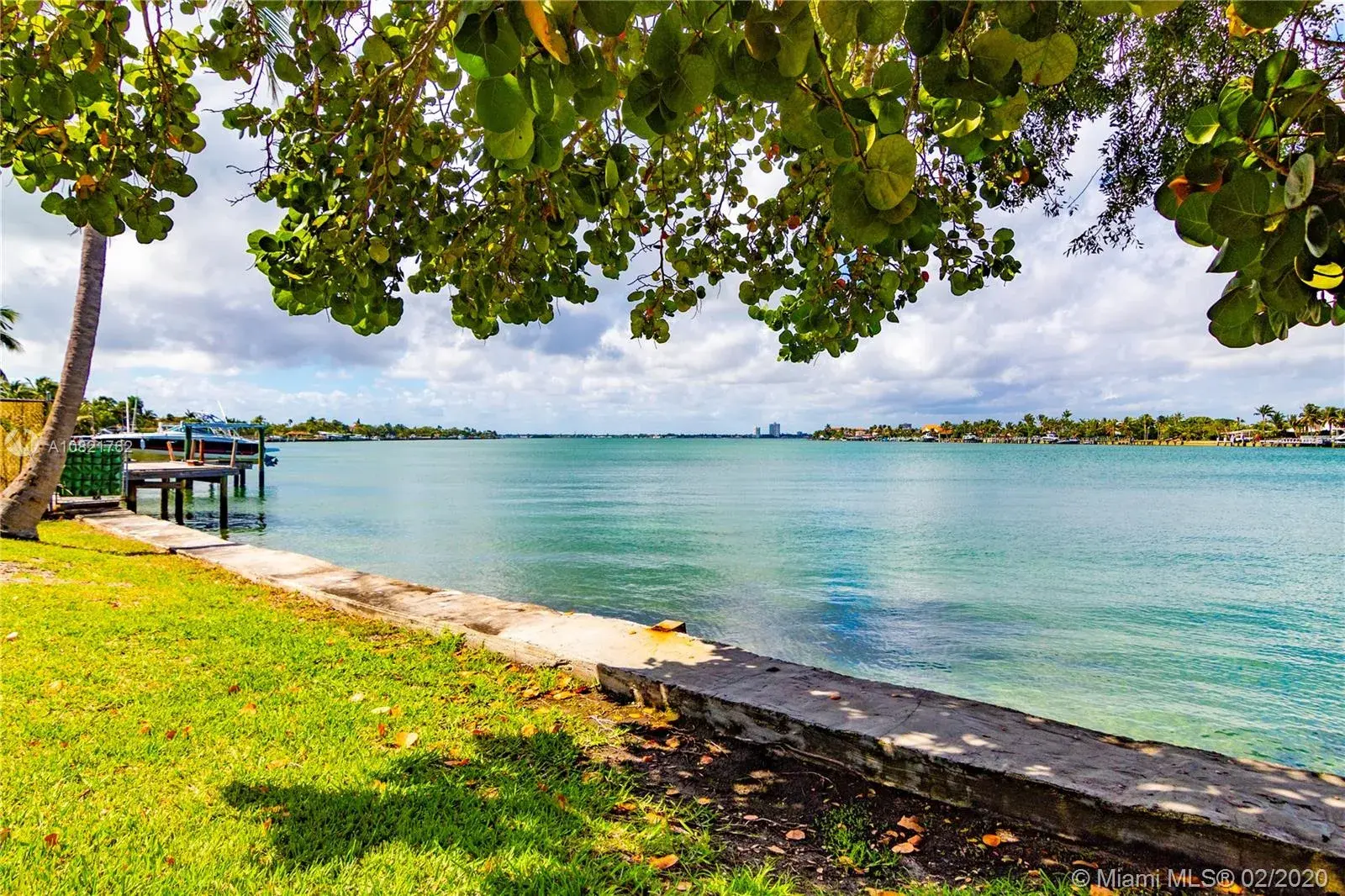 1155 N Biscayne Point Rd, Miami Beach FL 33141