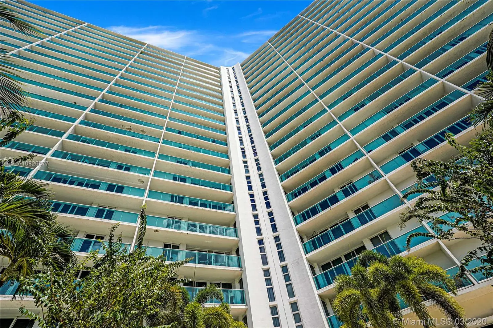 100 Bayview Dr # 906, Sunny Isles Beach FL 33160