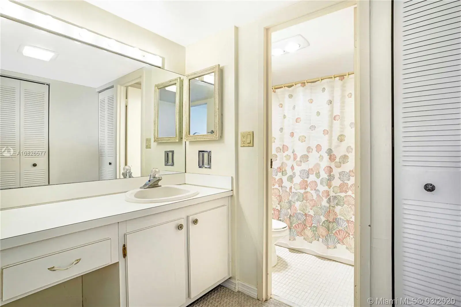 100 Bayview Dr # 906, Sunny Isles Beach FL 33160