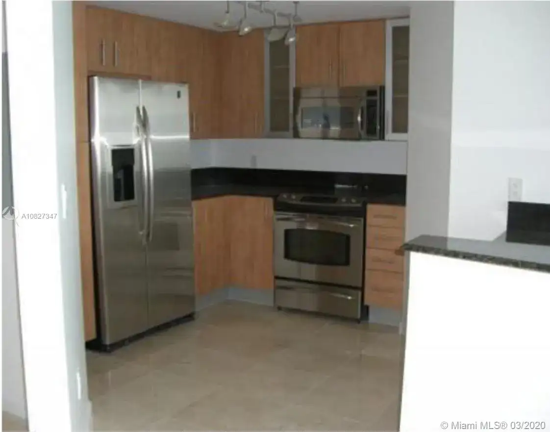 7900 Harbor Island Dr # 610, North Bay Village FL 33141 photo 3