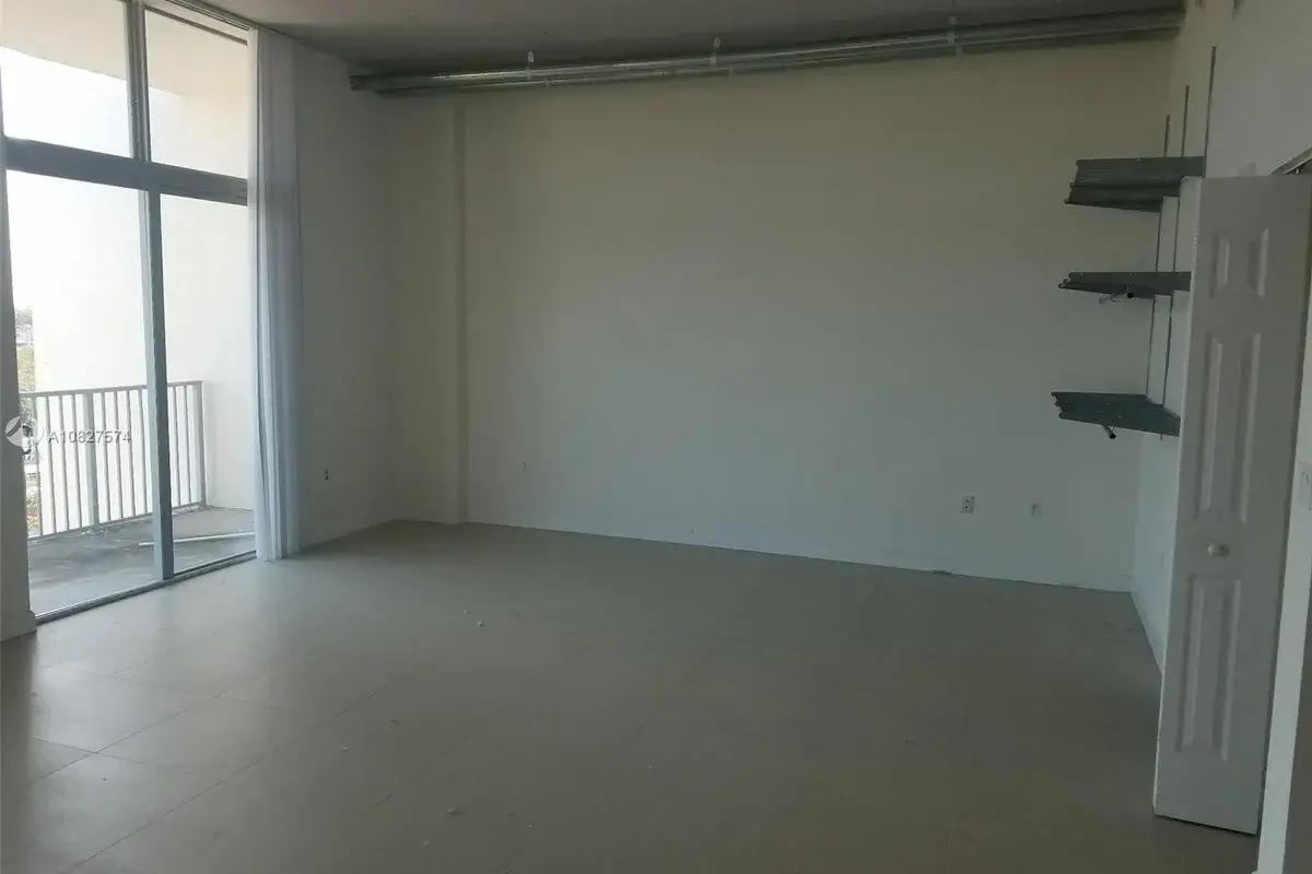 2100 VAN BUREN # 504, Hollywood FL 33020