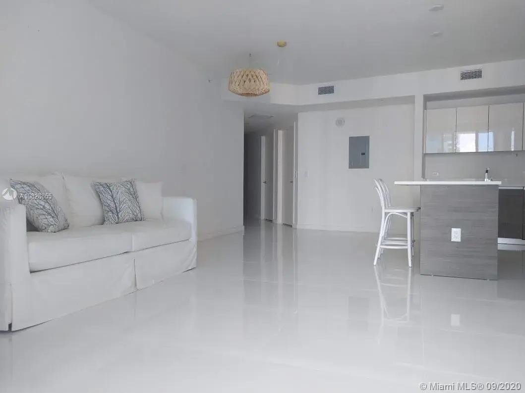 1100 S Miami Ave # 3810, Miami FL 33130