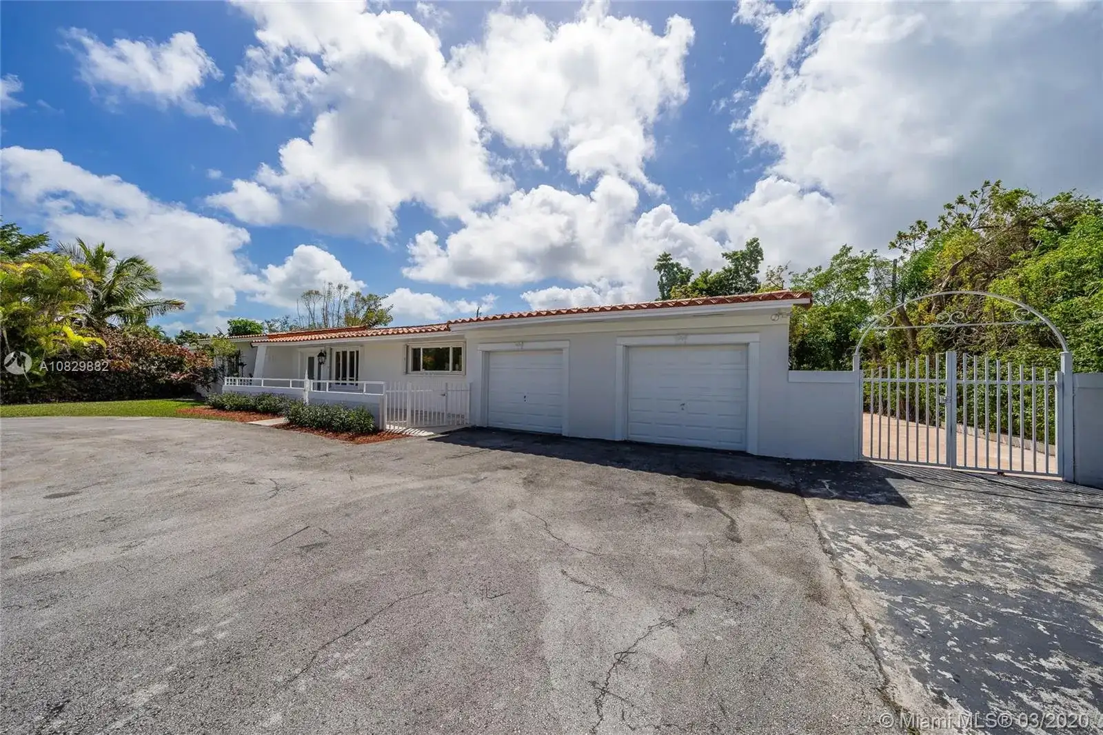 9260 SW 164th St, Palmetto Bay FL 33157 photo 3