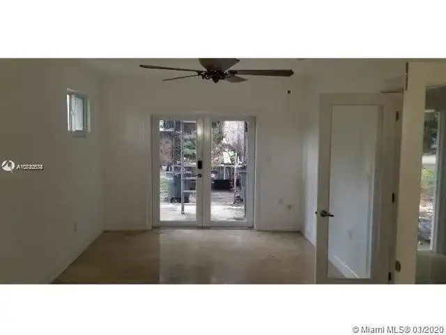 1110 NE 119th St, Biscayne Park FL 33161 photo 4