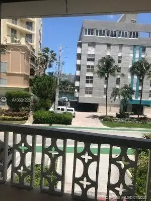 9700 E BAY HARBOR DR # 204, Bay Harbor Islands FL 33154