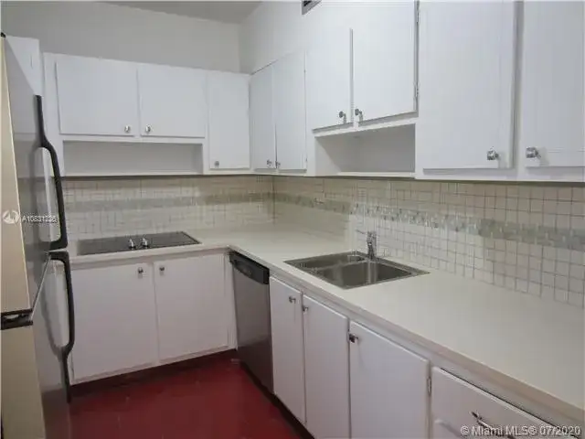 9700 E BAY HARBOR DR # 204, Bay Harbor Islands FL 33154 photo 2