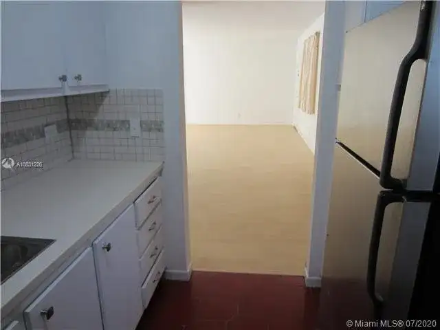 9700 E BAY HARBOR DR # 204, Bay Harbor Islands FL 33154 photo 4