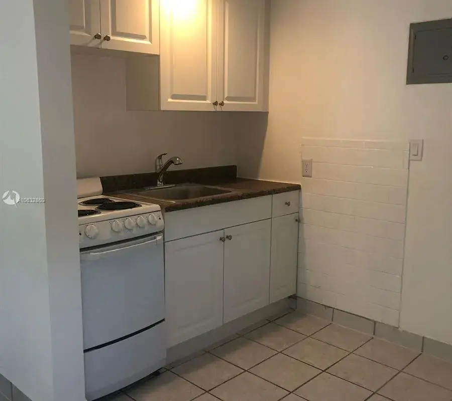 2731 SW 22nd ST, Miami FL 33133